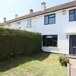 Daire Homely ! Perfect For Contractors And Guests With Private Off Street Parking Bristol