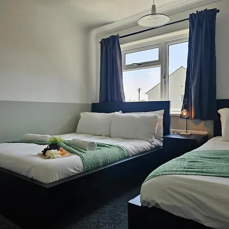 Apartment Perfect For Contractors, Tradespeople, Pvt Parking *