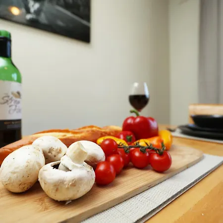 Homely ! Perfect For Contractors And Guests With Private Off Street Parking * Μπρίστολ